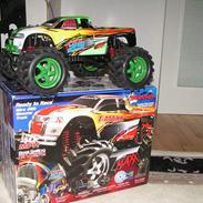 Off-Roader traxxas t-maxx