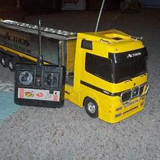 Lastbiler mercedes actros