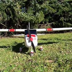 Fly Cessna 182 "DØD"