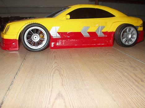 Bil mercedes skrottet billede 1