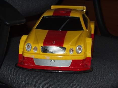 Bil mercedes skrottet billede 2