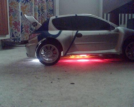 Bil 206 [SKROTTET] billede 3