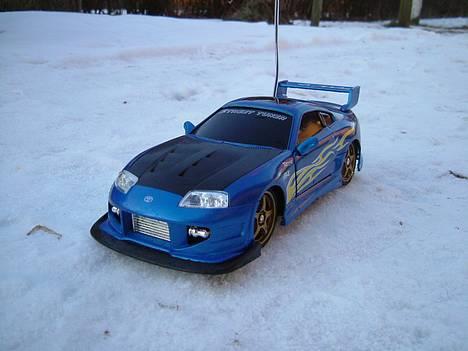 Bil toyota supra    - en lille tur i sneen billede 1