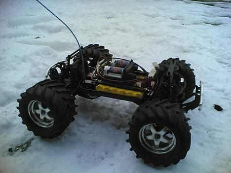 Off-Roader Traxxas E-Maxx SOLGT billede 2
