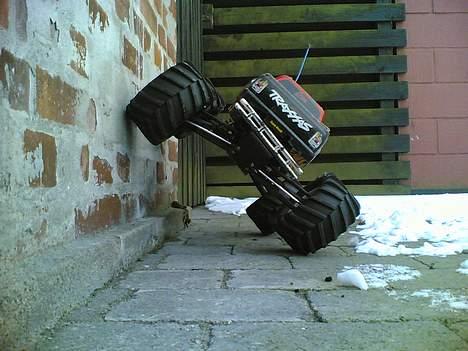 Off-Roader Traxxas E-Maxx SOLGT billede 7