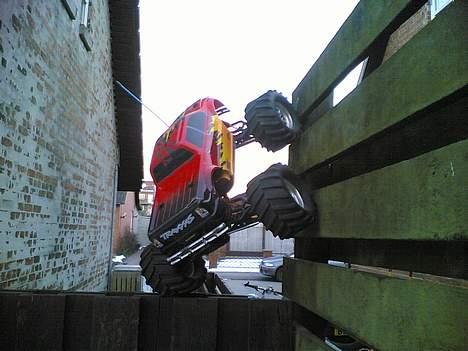 Off-Roader Traxxas E-Maxx SOLGT billede 9