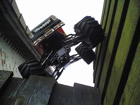 Off-Roader Traxxas E-Maxx SOLGT billede 11