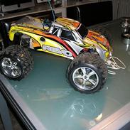 Off-Roader Traxxas Revo