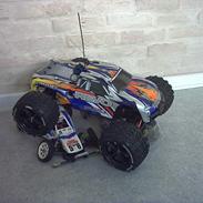 Truck Traxxas Revo TRX 2.5R