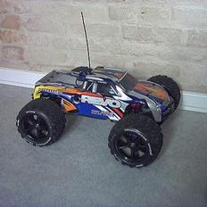 Truck Traxxas Revo TRX 2.5R