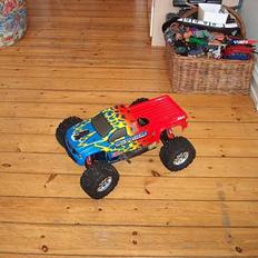 Truck Gvm Mammoth-på loftet