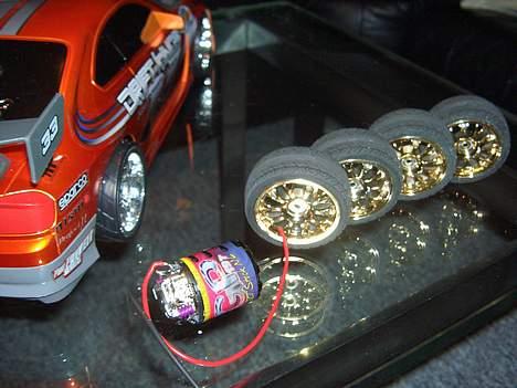 Bil hbx Nissan Silvia (solgt) - Den nye kværn + de orig HBX hjul billede 6