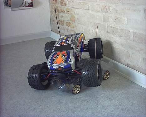 Truck Traxxas Revo TRX 2.5R - Kend jeres plads... billede 4