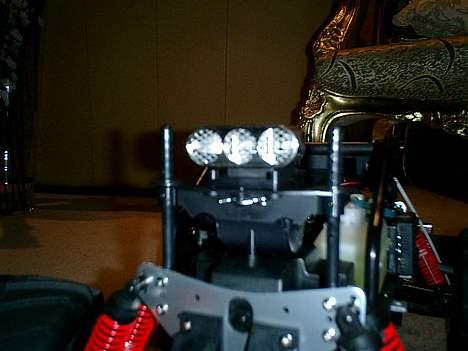 Off-Roader 4X4 GIGA CRUSHER SP RTR - Luft filteret... billede 4