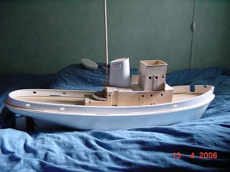 Båd Graupner buksier 3 sælges billede 1