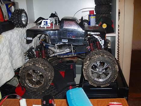 Off-Roader T-MAXX billede 14