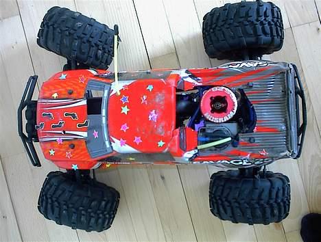 Truck savage 25 - Ja der mangler jo lidt af karossen, men den bliver også kørt hårdt. billede 7