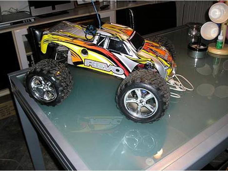Off-Roader Traxxas Revo billede 1