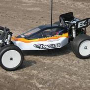 Buggy Team Associated B4 FT