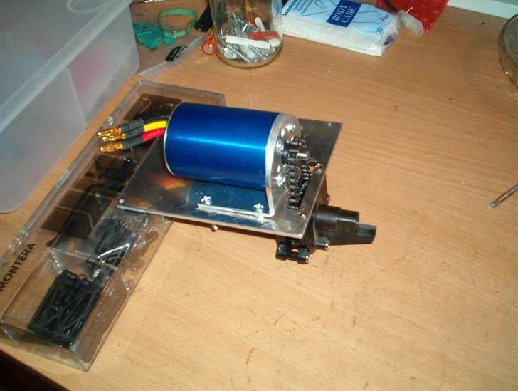 Truck kyosho twinforce - vildere kan det ikke blive medmindre jeg laver et nyt modd :) billede 7