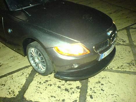 Bil BMW Z4 - Lyset i forlygterne . billede 2