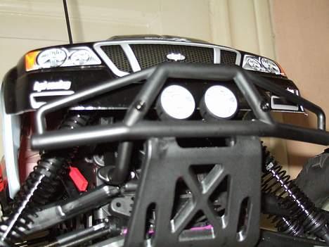 Truck Savage X - :-o Den ser pænt stor ud her! billede 3