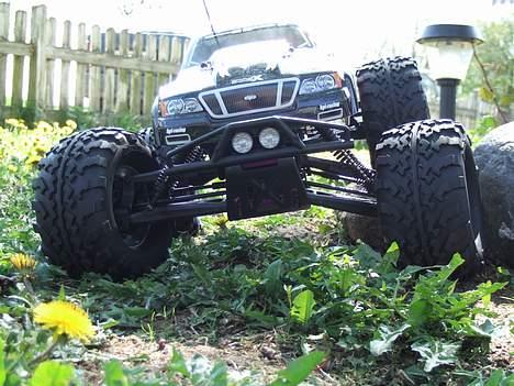 Truck Savage X - Så kom den ud i det fri. billede 15