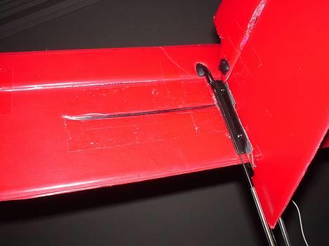 Fly  Wingdragon Sportster 4ch - kulfiberforstærkning af halevingen billede 12