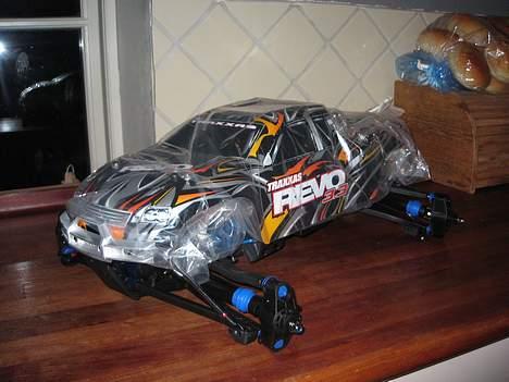 Truck Traxxas REVO 3.3 billede 12