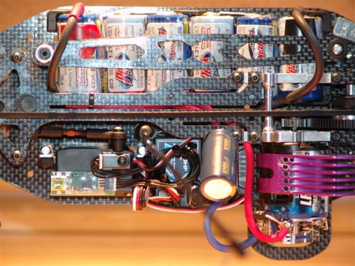 Bil Xray T2 - Interface moteret på Futaba S 9550 servo billede 6