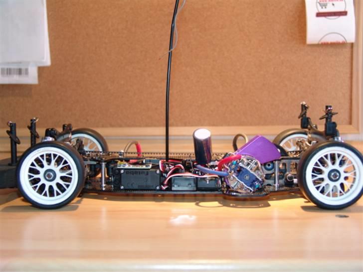 Bil Xray T2 - Alu 6 ribber på motor billede 10