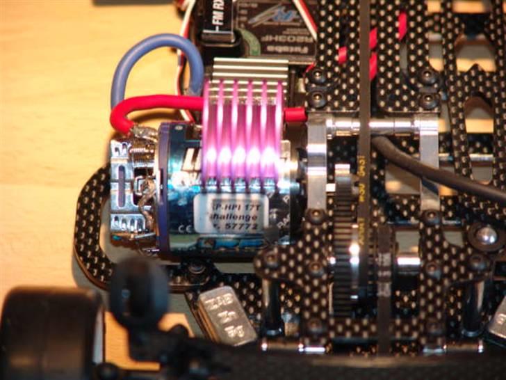 Bil Xray T2 - LRP 17 x 2 Challenge billede 15