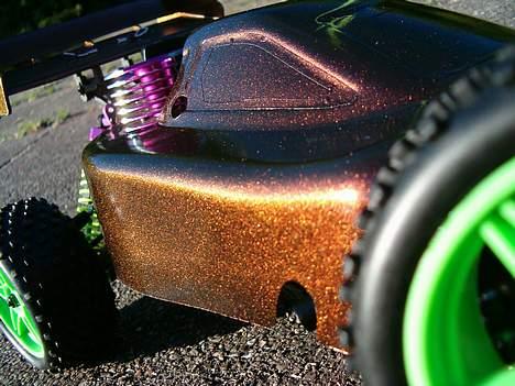 Buggy Buggy Atomic Warhead Nitr billede 1