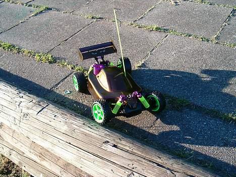 Buggy Buggy Atomic Warhead Nitr billede 7