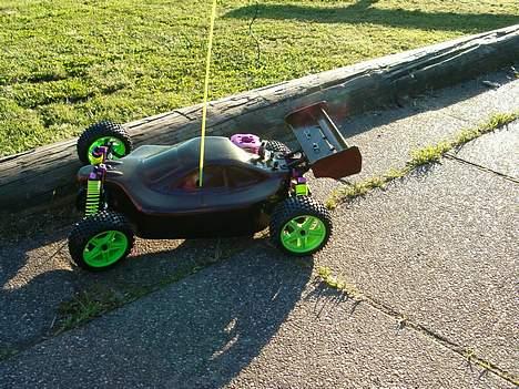 Buggy Buggy Atomic Warhead Nitr billede 9