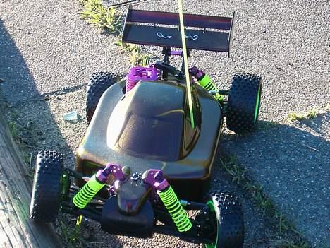 Buggy Buggy Atomic Warhead Nitr billede 10