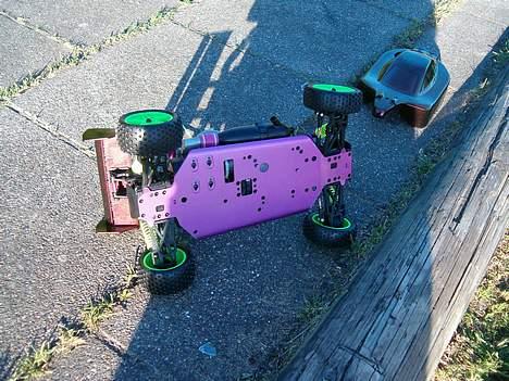 Buggy Buggy Atomic Warhead Nitr billede 12