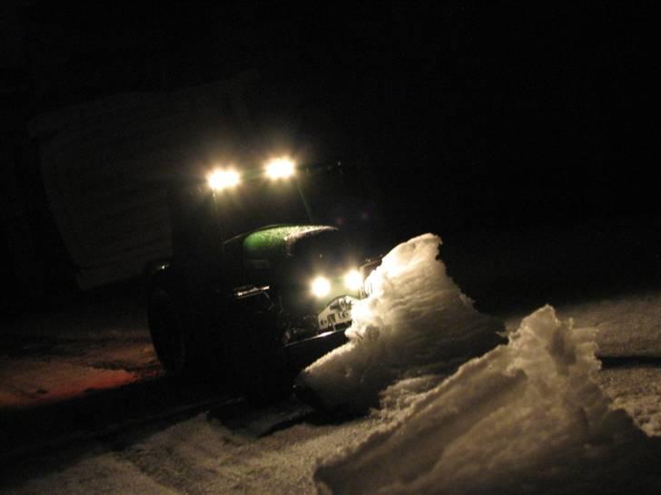 Lastbiler Traktor Fendt 714 selvbyg - Der ryddes sne... billede 15