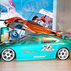 Bil X-Ray Evo2, Dodge Stratus