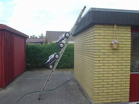 Truck savage 21 - De kravler op på taget billede 8