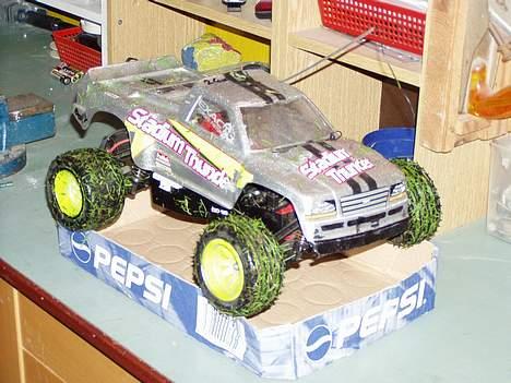 Bil Stadium Thunder =SOLGT= - Mer græs billede 9