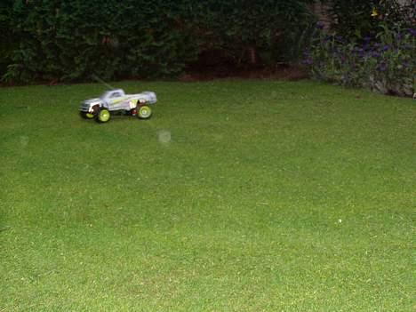 Bil Stadium Thunder =SOLGT= - Lige ude og "crosse" lidt :) P.S. Det var lidt svær at fange med kameraet :/ billede 6