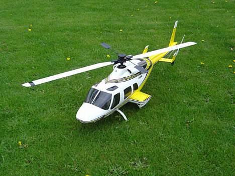 Helikopter Bell 230 - Så er den ude igen :-) billede 2