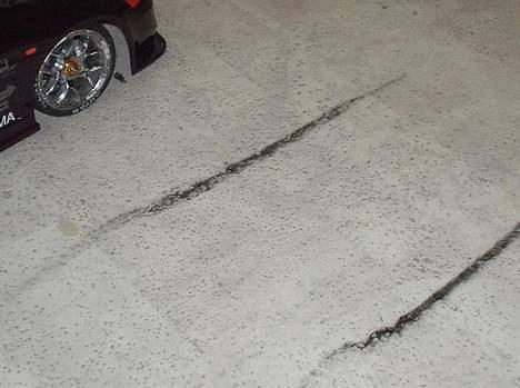 Bil tamiya TA03F - bilen kan lave nogle gode streger(ikke tegnet) billede 2