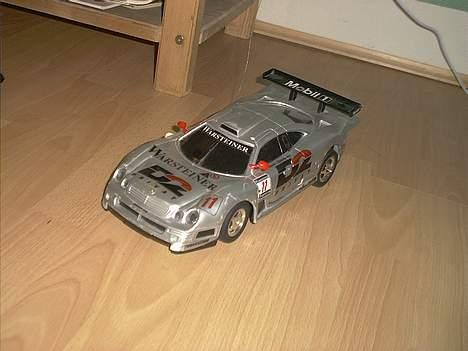 Bil Macedes, D2 billede 1