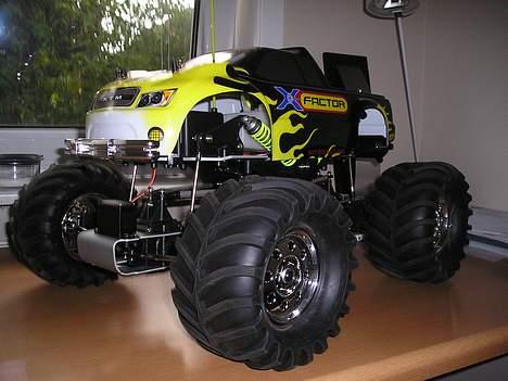Truck GV Factor monstertruck billede 1