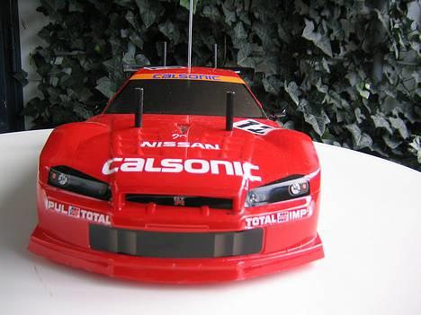 Bil Tamiya  Nissan calsonic - MMM så dan ser den sku ik ud mere det er næsten sønt heehe billede 4