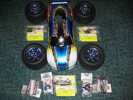 Truck Traxxas T-Maxx 2.5 - Min nye upgrade der bare ligger og samler støv billede 7