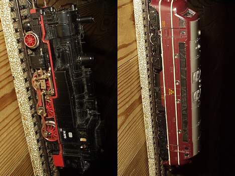 Tog Märklin - Mine 2 lokomotiver. (Drej dit hoved, så håret vender mod højre, for at se billedet)   billede 9