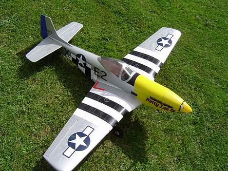 Fly P-51 Mustang Solgt billede 1